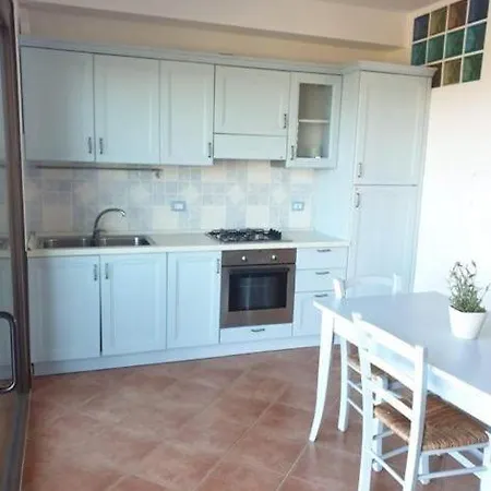 La Pelosa House 1 Apartment