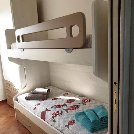 La Pelosa House 1 *
