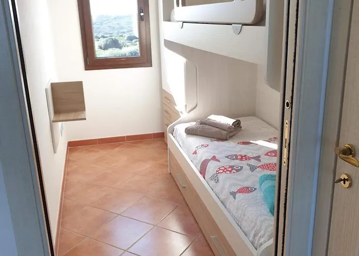 La Pelosa House 1 *